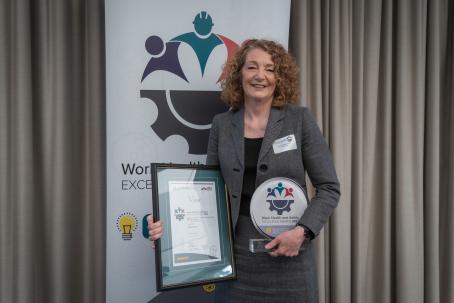 2022Best intervention to address a psychosocial hazard in the workplace winner - Lifeline